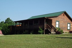 2 bedroom dog friendly tennessee rental "Little house on the prarie themed," family vacation smokey mountains