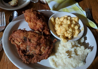 Old Mill Restaurant, pet friendly restaurants in Pigeon forge, TN; dog friendly restaurants in Gatlinburg, dogs allowed Pigeon Forge restaurants near Dollywood, pigeon forge restaurant with outdoor seating