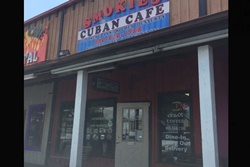Smokies Cuban Cafe, pet friendly restaurants in Pigeon forge, TN; dog friendly restaurants in Gatlinburg, dogs allowed Pigeon Forge restaurants near Dollywood